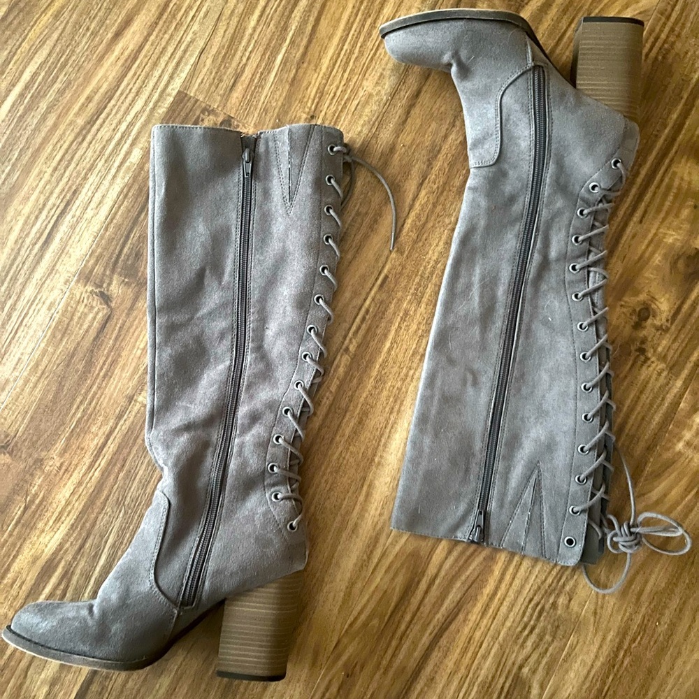 Buckle boots with lace detail